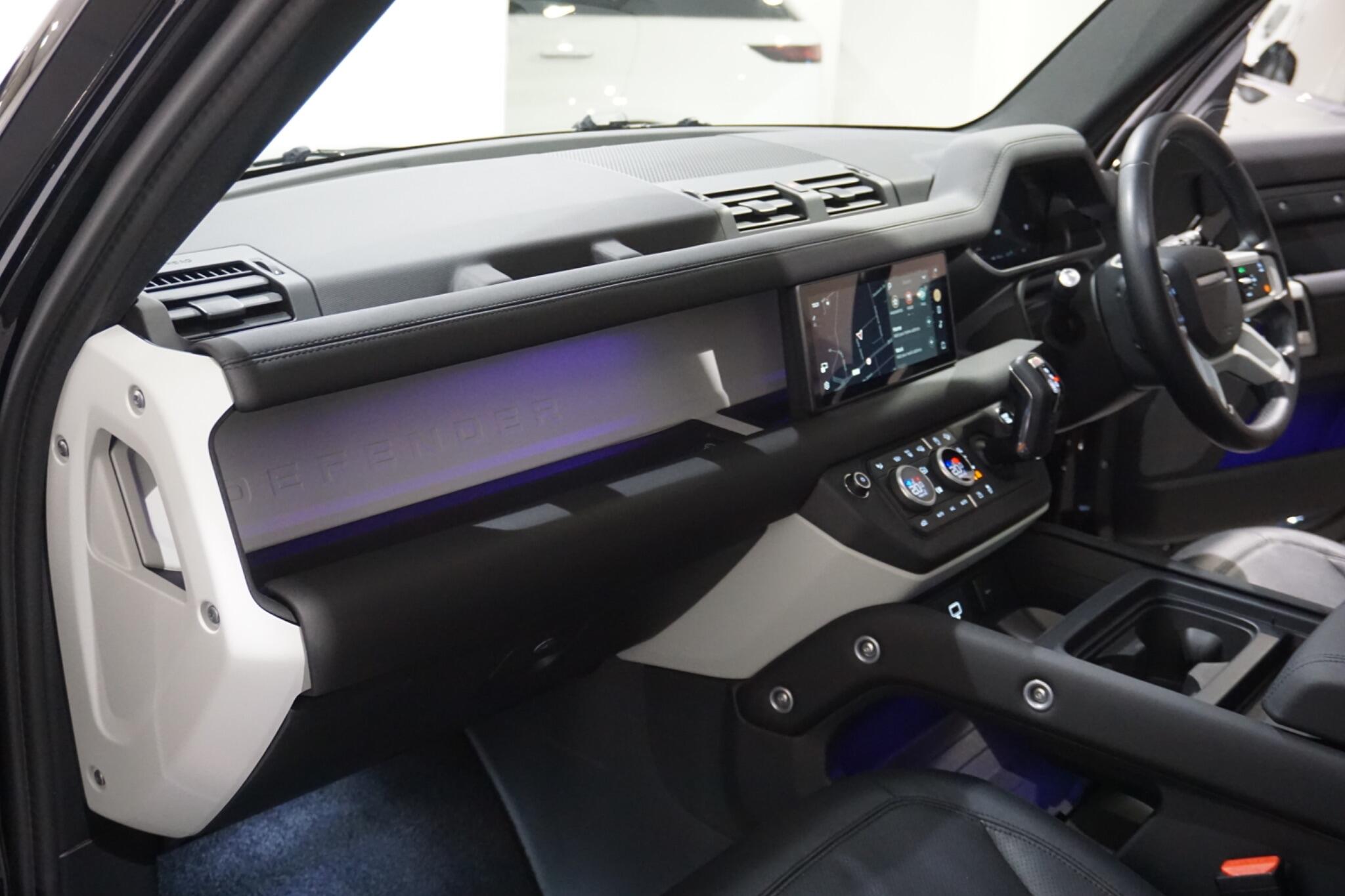 Land Rover Defender 110 3.0 D250 MHEV XS Edition SUV 5dr Diesel Auto 4WD Euro 6 (s/s) (250 ps)